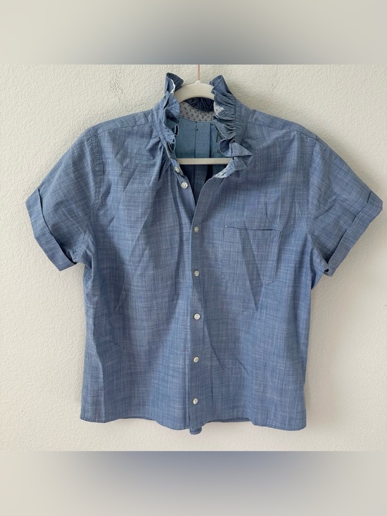 KMJ Tops - KMJ QUARANTINI BUTTON-UP Ruffle Button Down Shirt Blue SZ M
